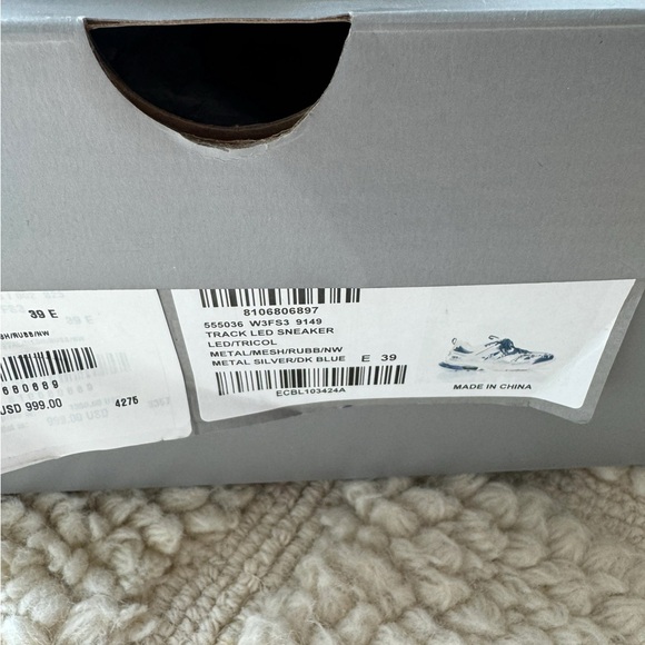 NWT Balenciaga Track Sneaker LED Metallic Silver and blue size 39 - Picture 5 of 5